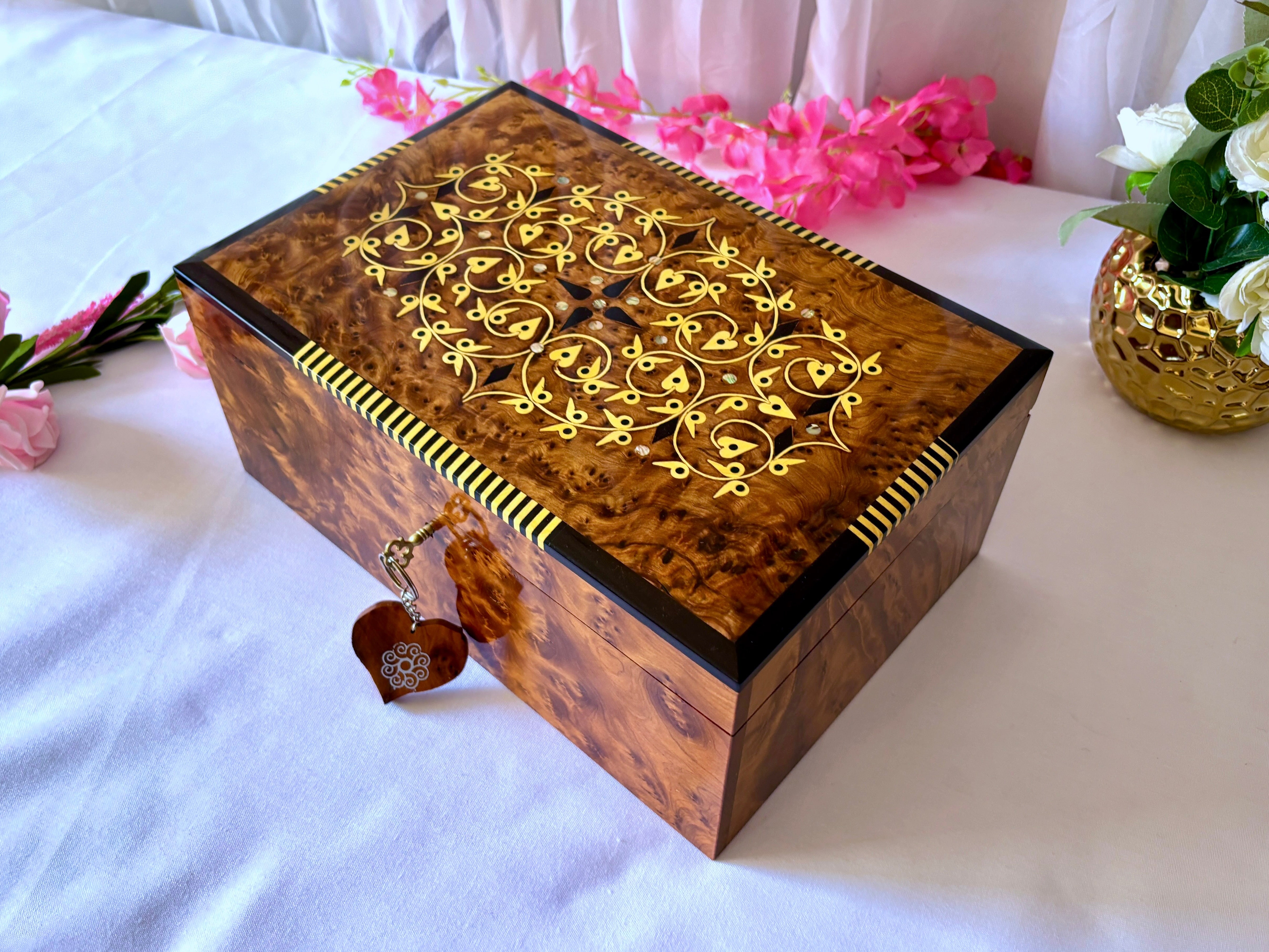 Engraved Moroccan Thuya Jewelry Box with Key 12"x8"