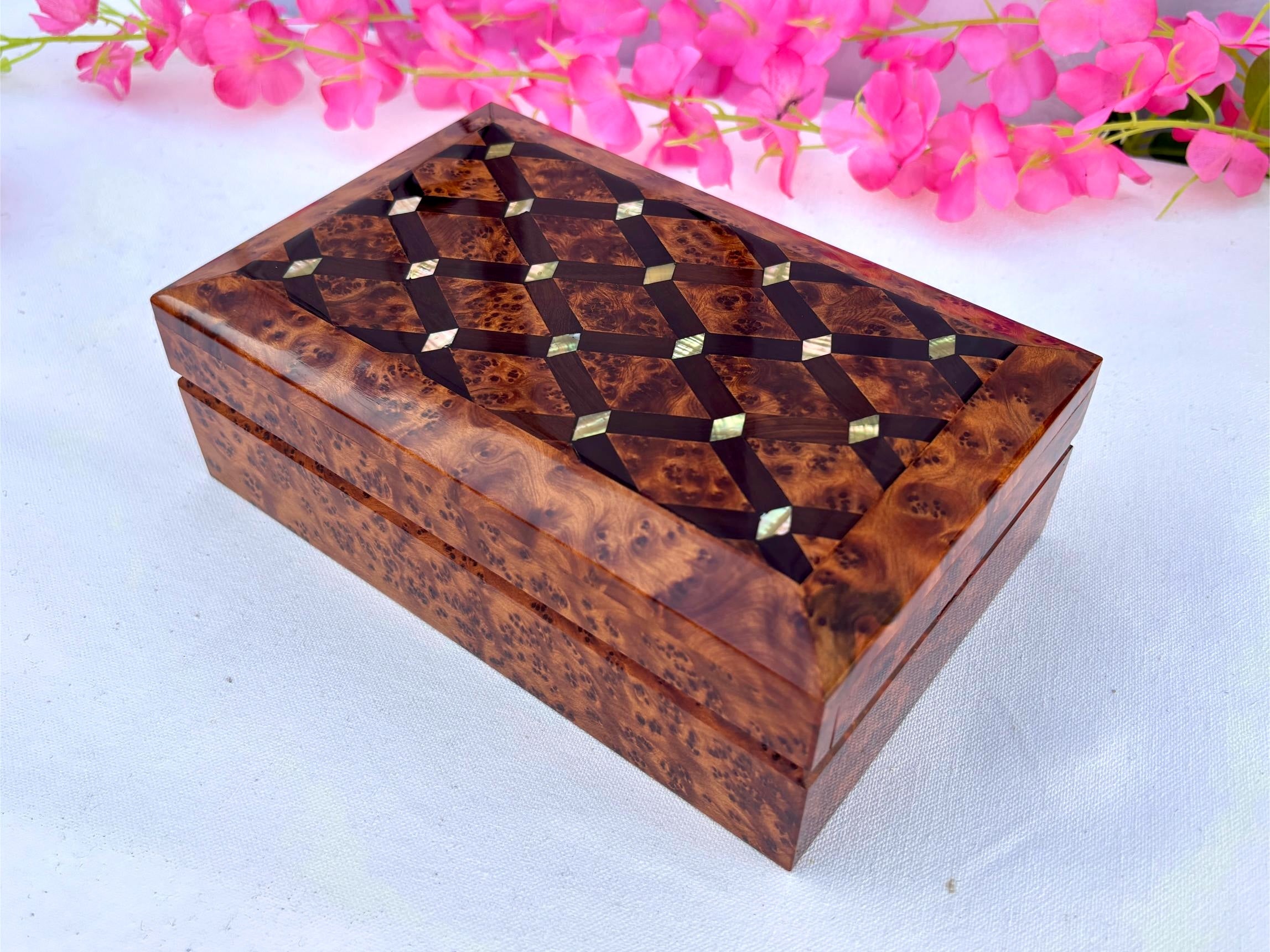 Small Burl Jewelry Box 8x5in