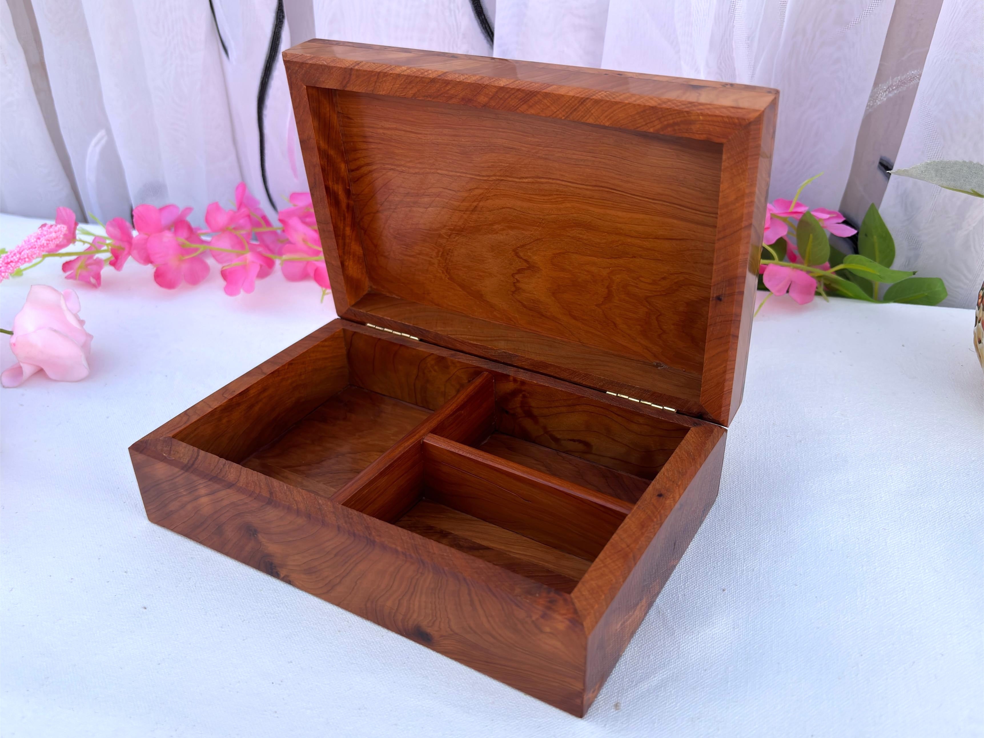 Moroccan Burl Wood Jewelry Box 8x5"