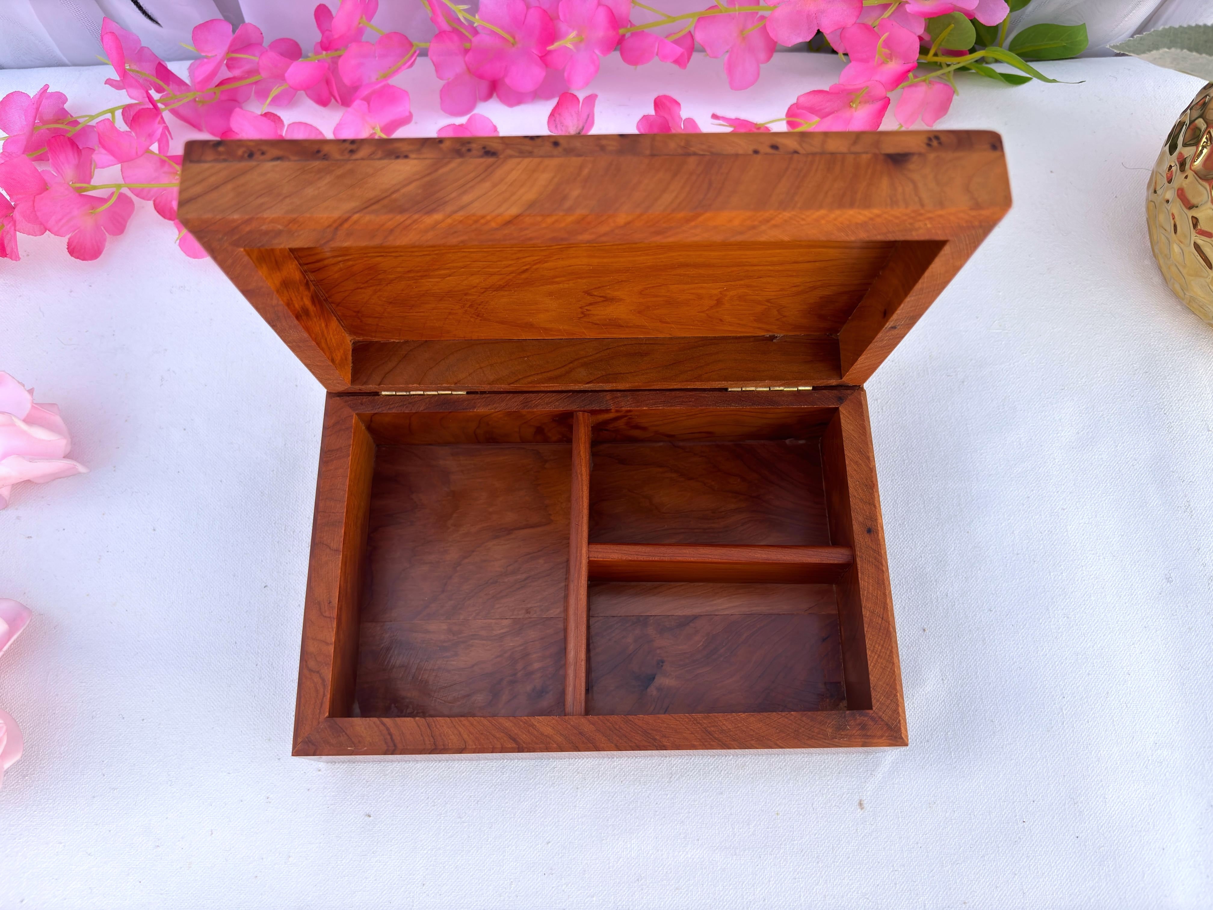 Moroccan Burl Wood Jewelry Box 8x5"