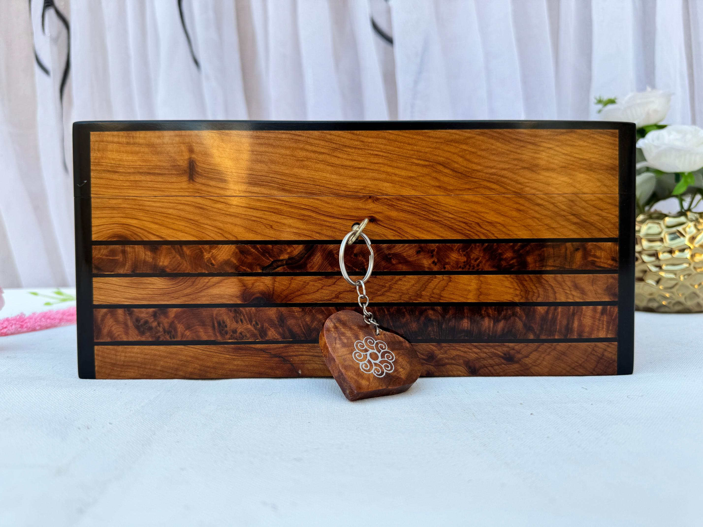 Large Handmade Thuya Burl Wood Jewelry Box 10"x7"